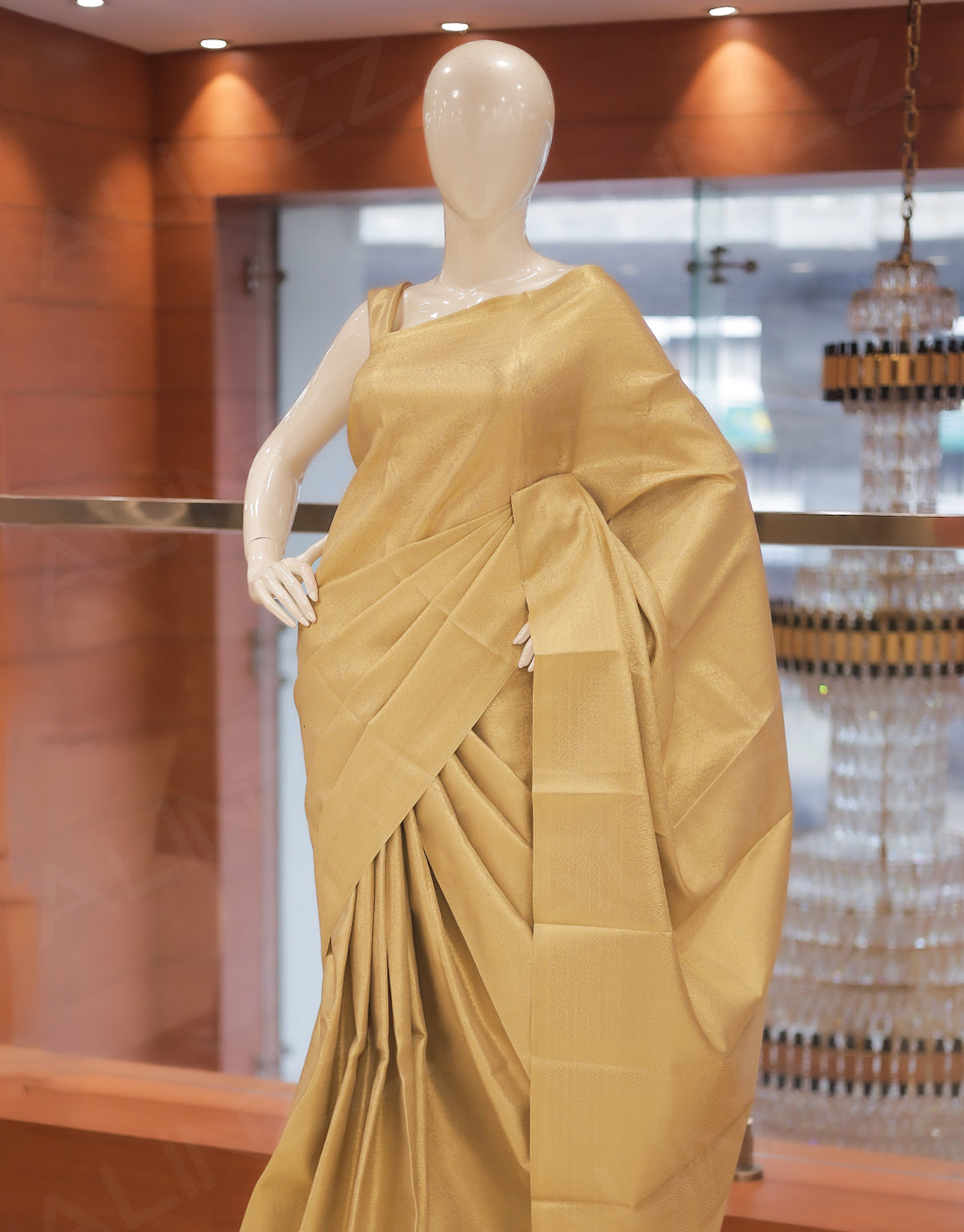 Tissue Brocade Floral Design Saree – R431