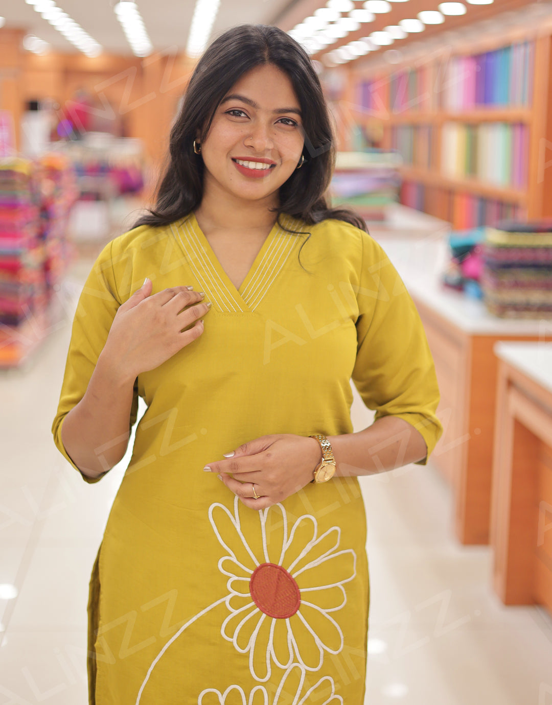 Women's Floral Embroidered Side Slit Co-ord Set – R555