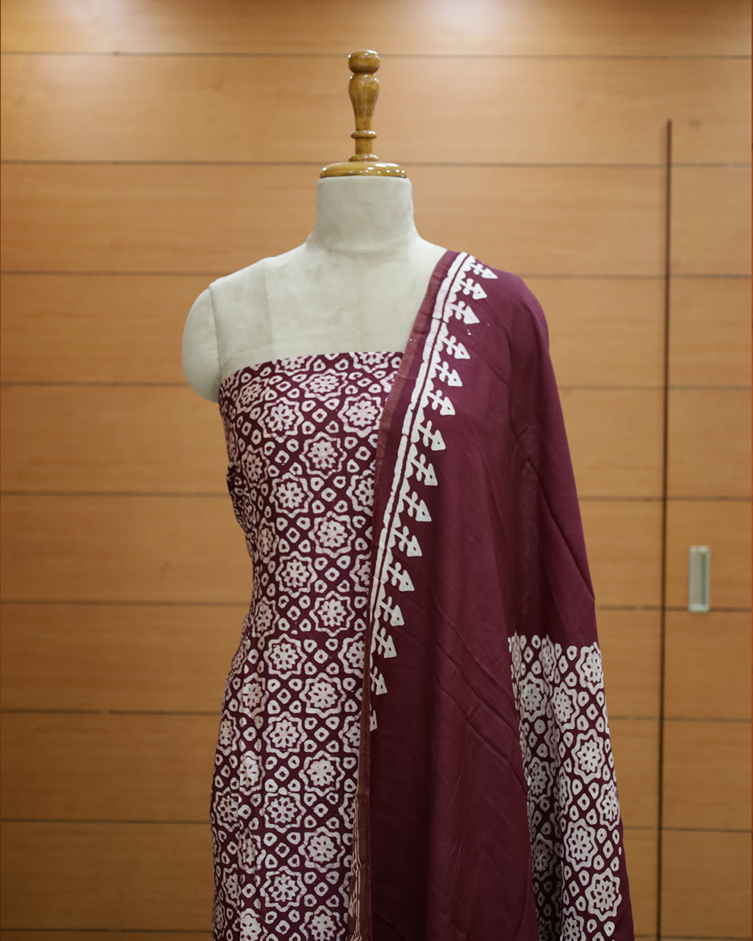 Women's Unstitched Salwar Suit - 1328