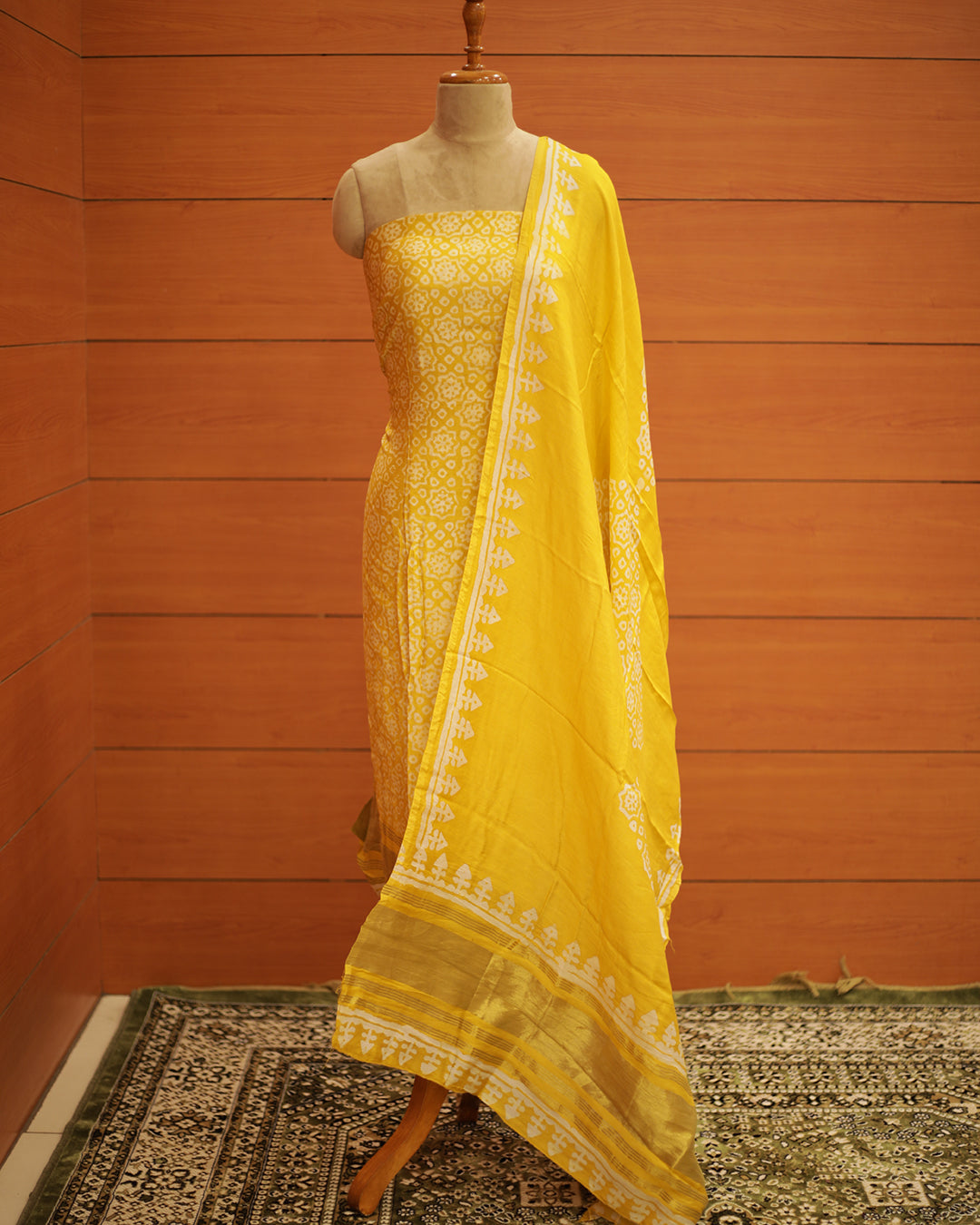 Women's Unstitched Salwar Suit - 1328