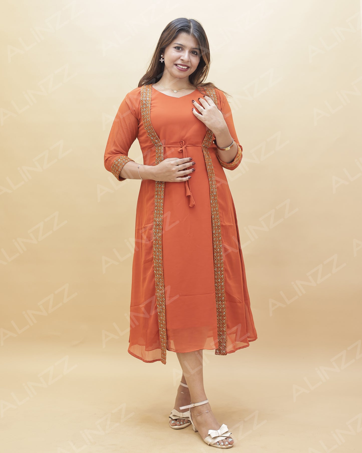 Women's A-line Kurthi with Jacket – R571