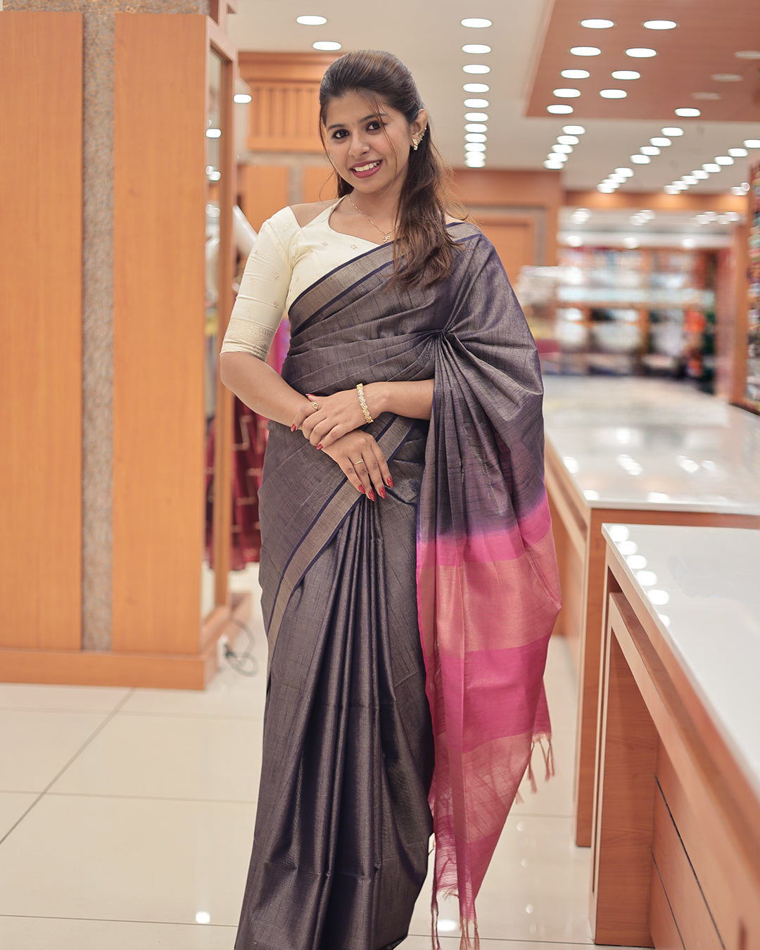 Womens Tissue Silks Saree -G392