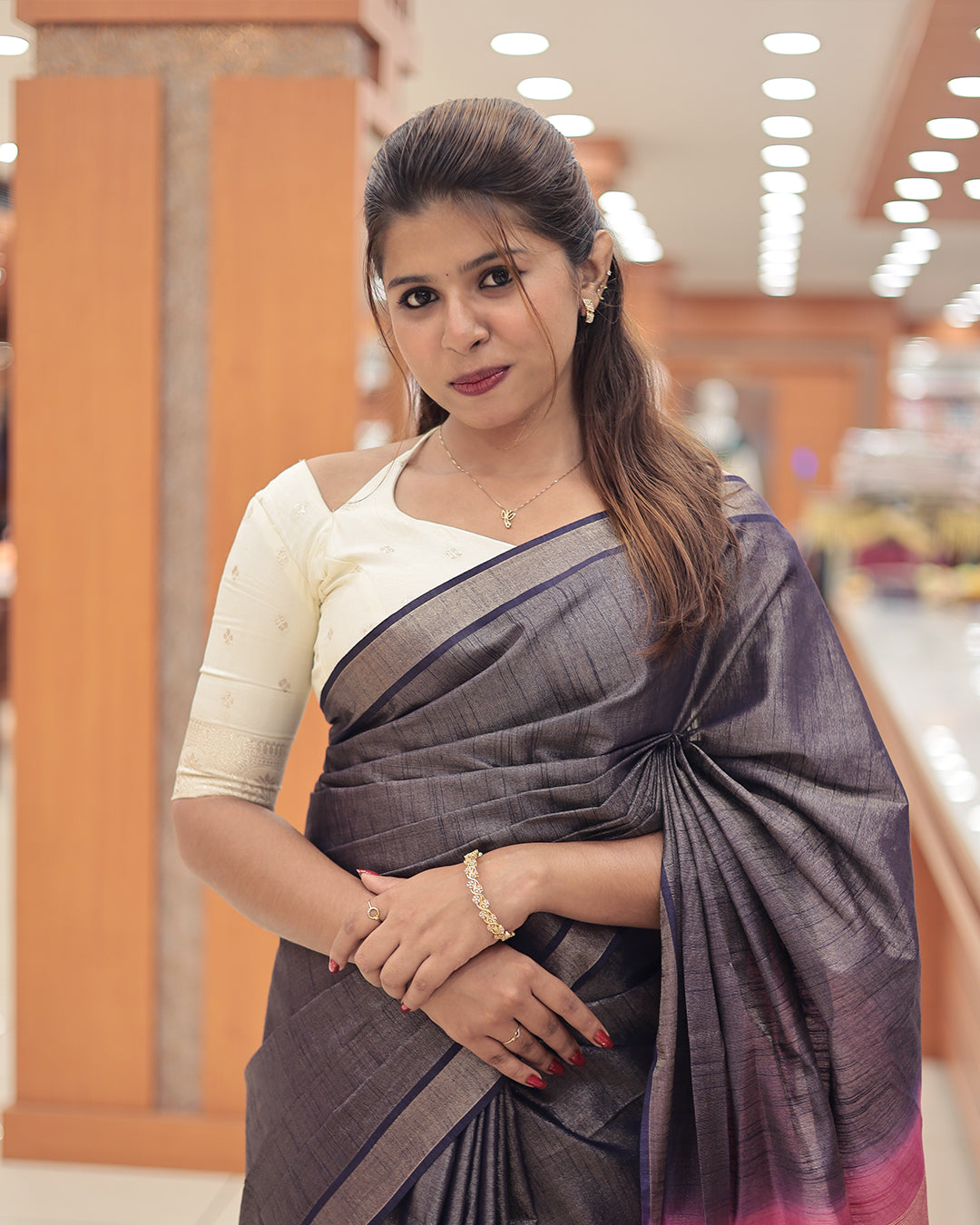 Womens Tissue Silks Saree -G392