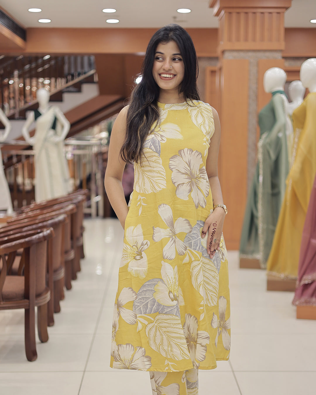 Sleeveless Floral Print Coordset for Women -