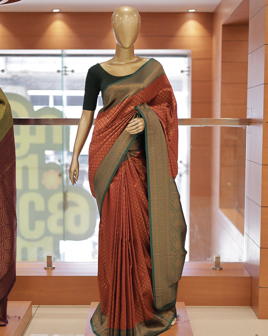 Womens Semi SIlks Brocade Saree -G355