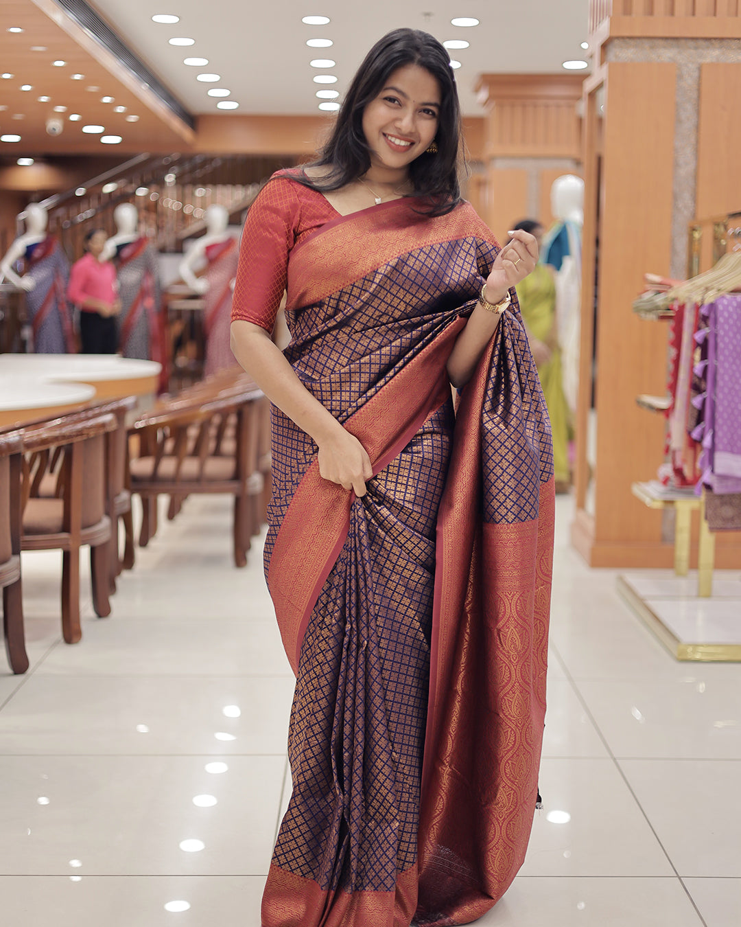 Womens Semi SIlks Brocade Saree -G355