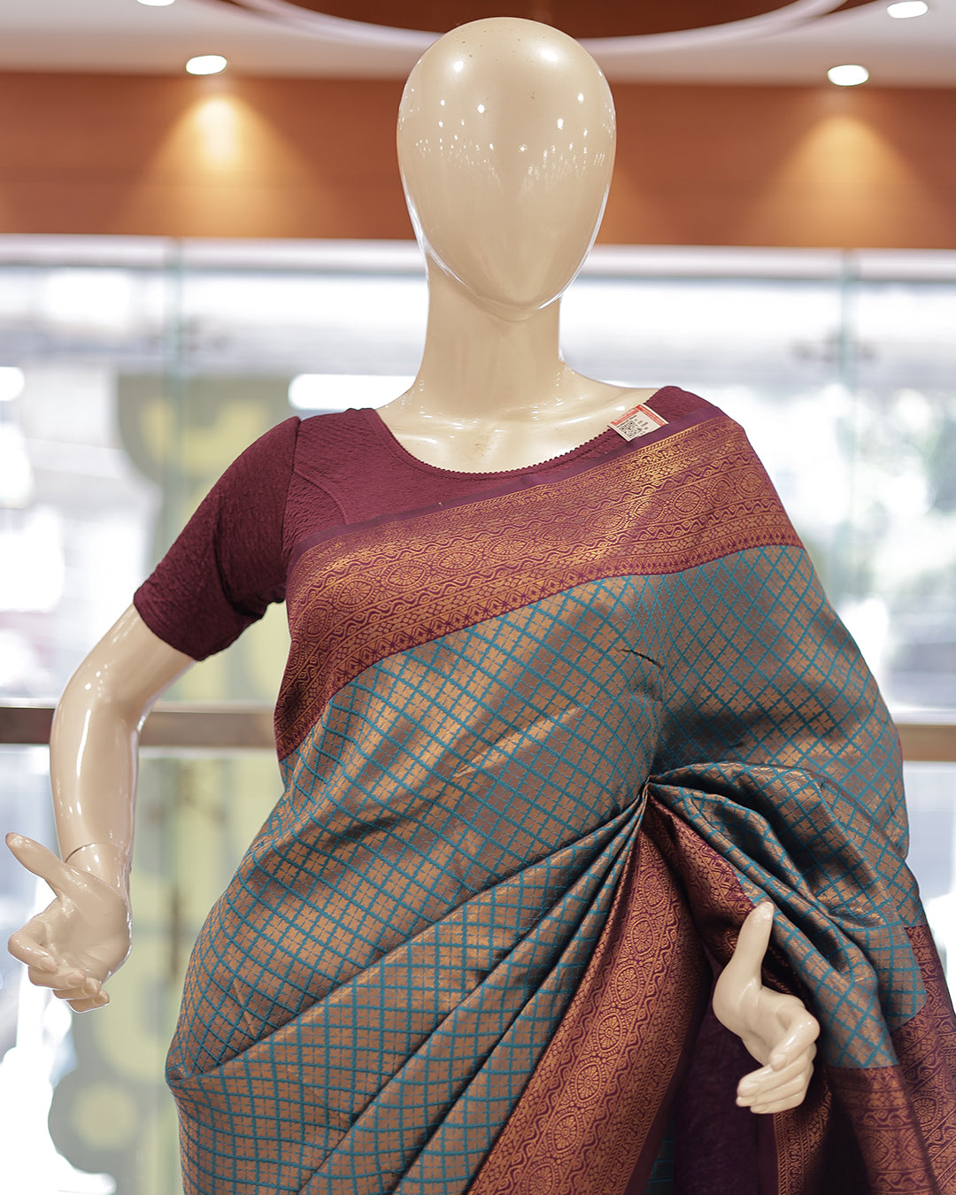 Womens Semi SIlks Brocade Saree -G355