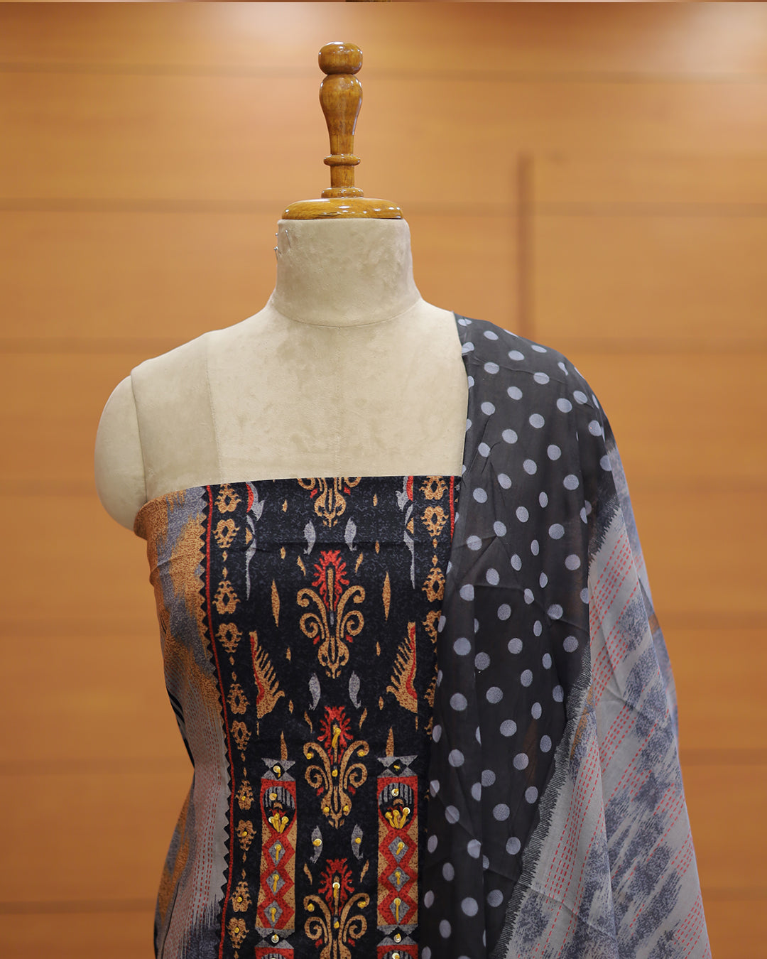 Women's Unstitched Salwar Suit -G293