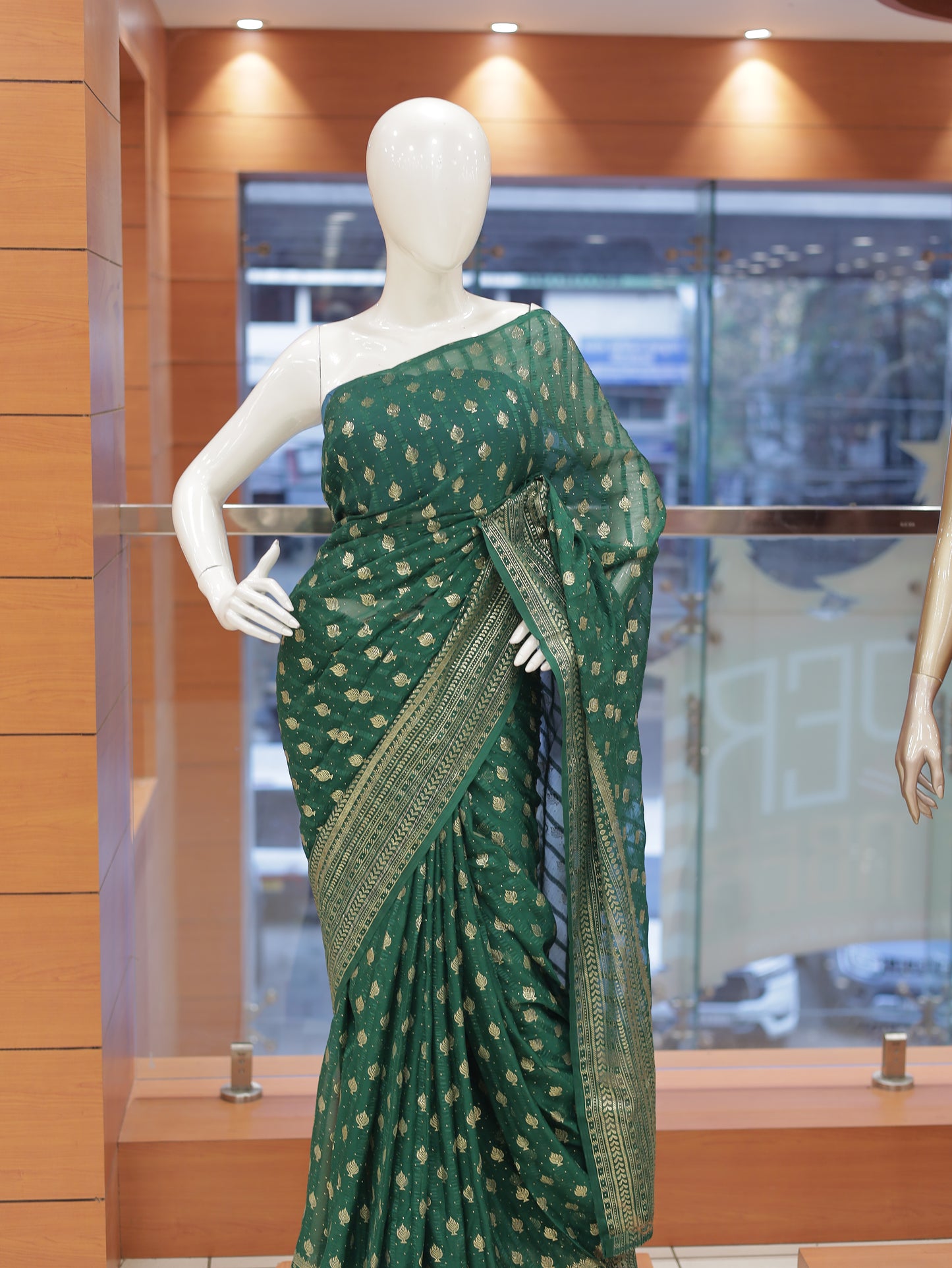 Semi Georgette Foil Print Brocade Design Saree – R614