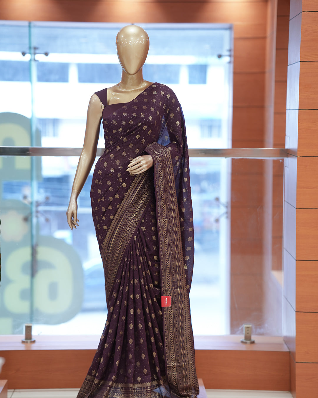 Vichithra Silk Saree- R228