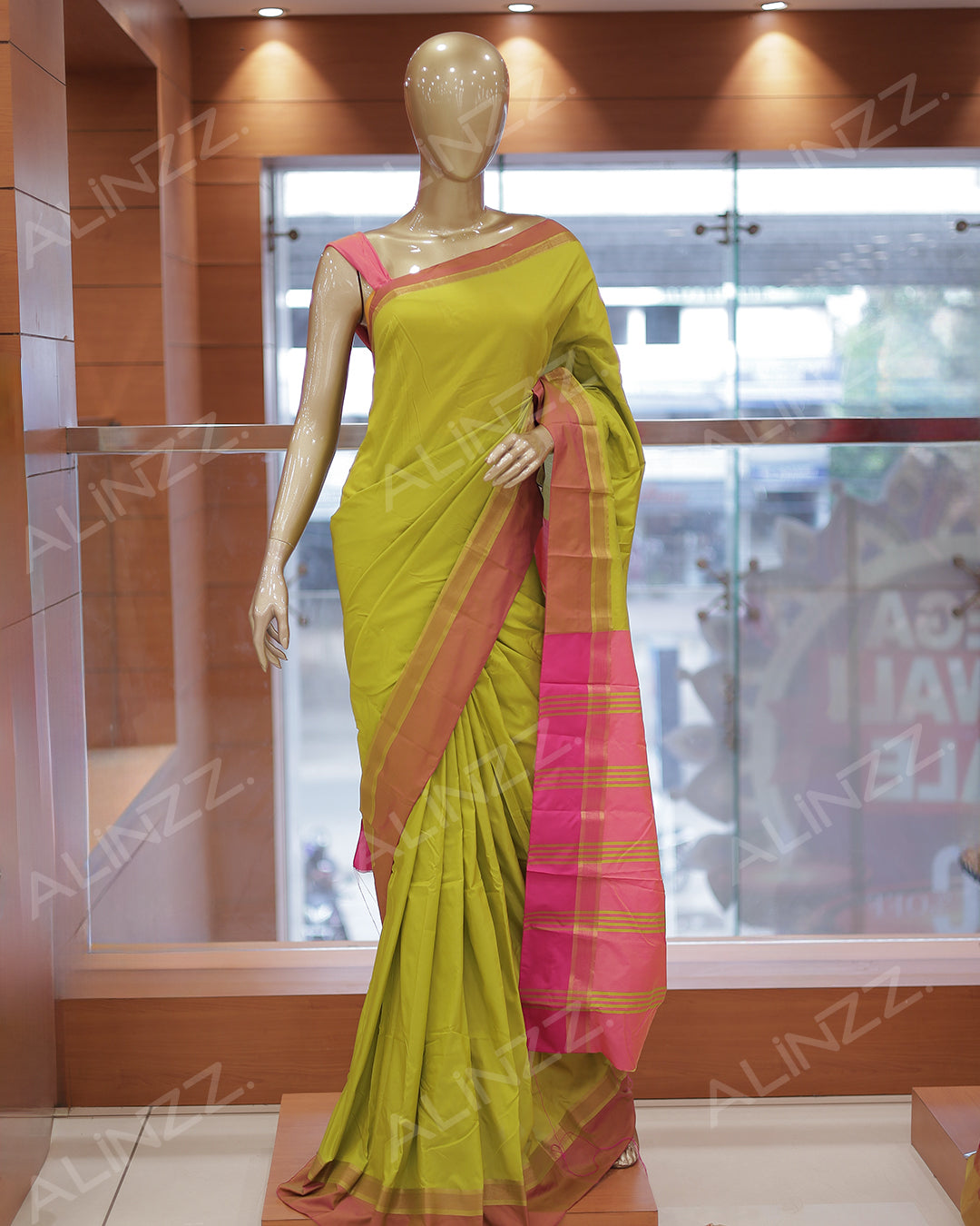 Arani Silk Plain Saree -R414