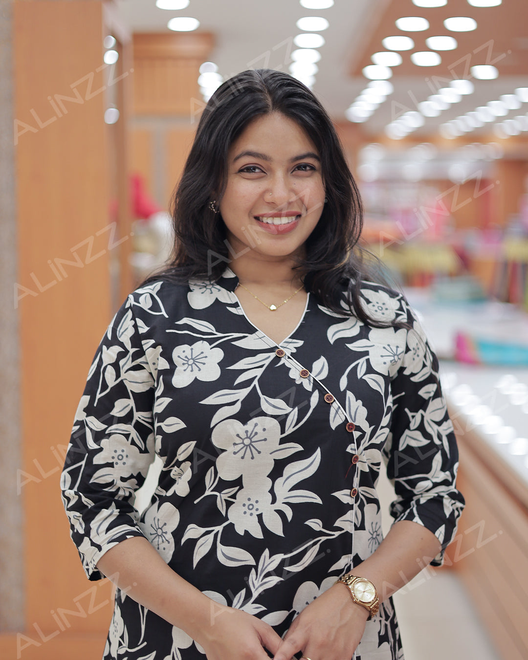 Women's wrap style Aline Kurti -R418