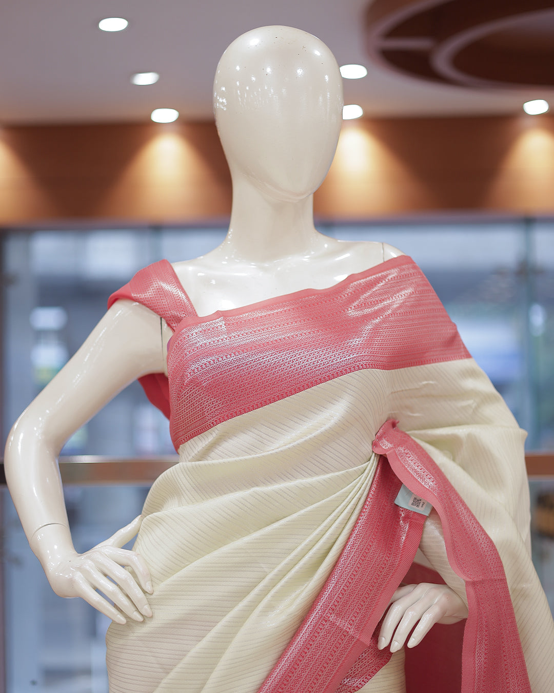 Womens Brocade Silks Saree contrast - R424