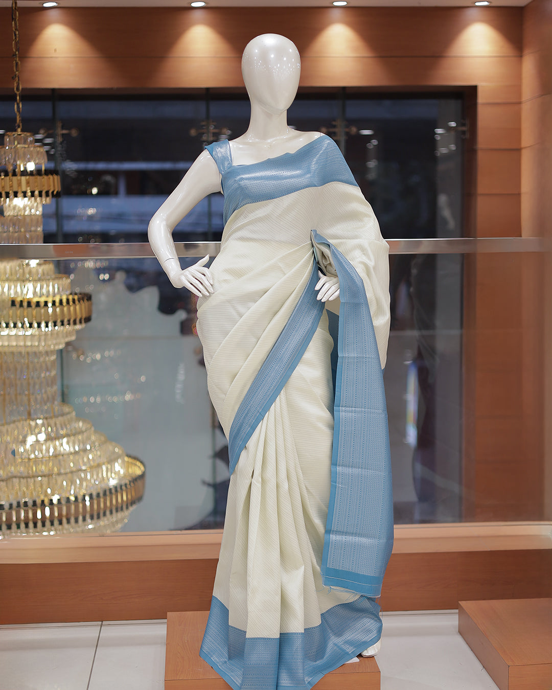 Womens Brocade Silks Saree contrast - R424