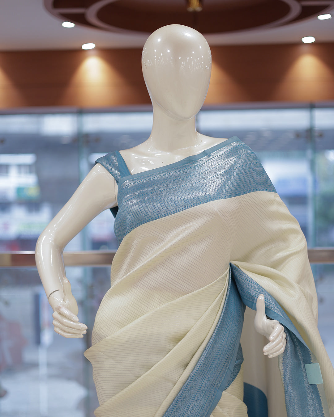Womens Brocade Silks Saree contrast - R424