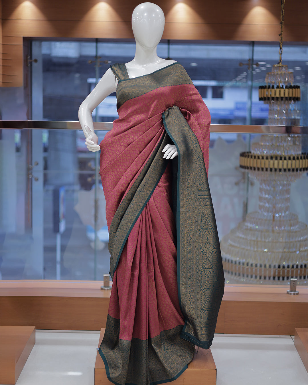 Womens Brocade Silks Saree - R428