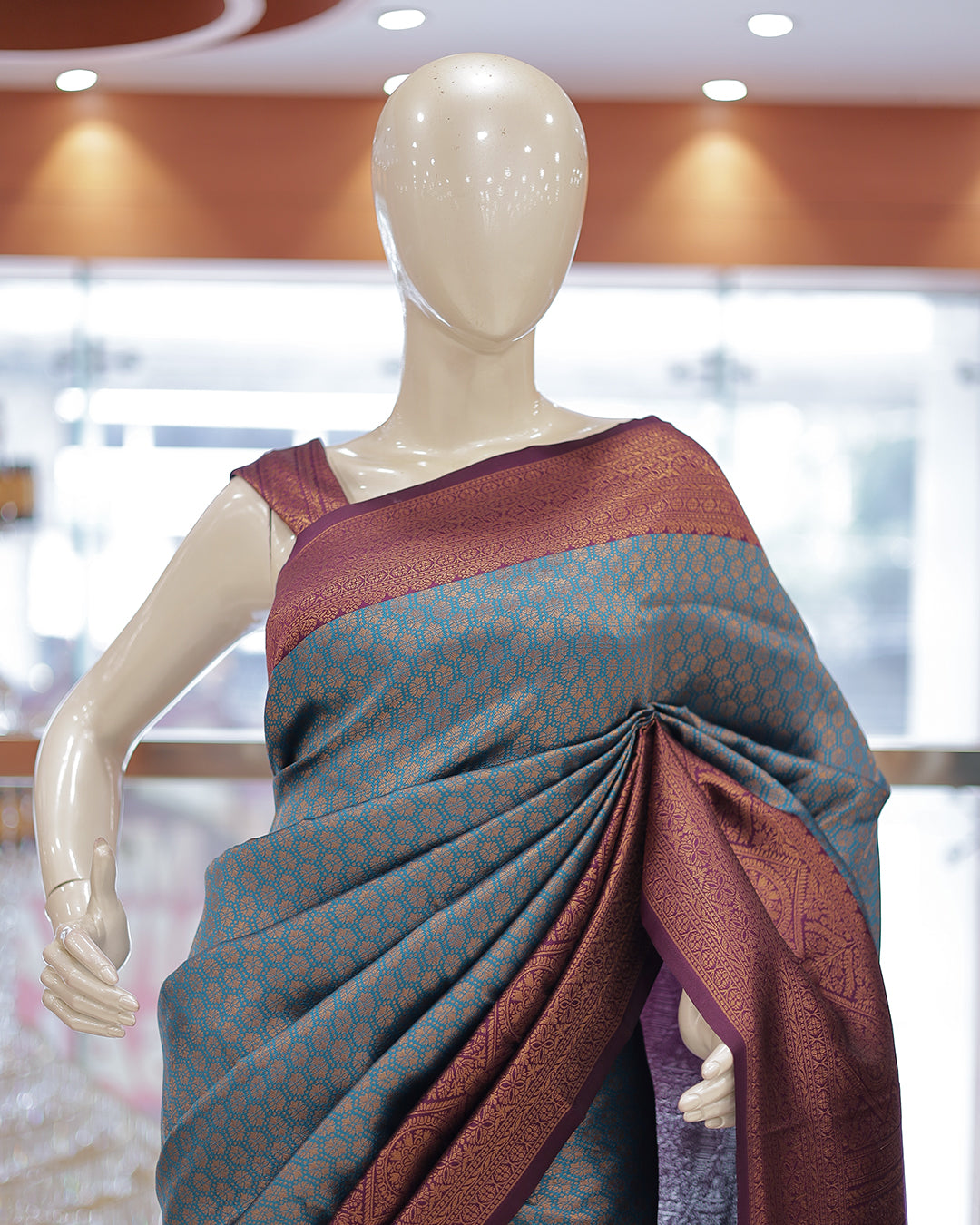 Womens Brocade Silks Saree - R428