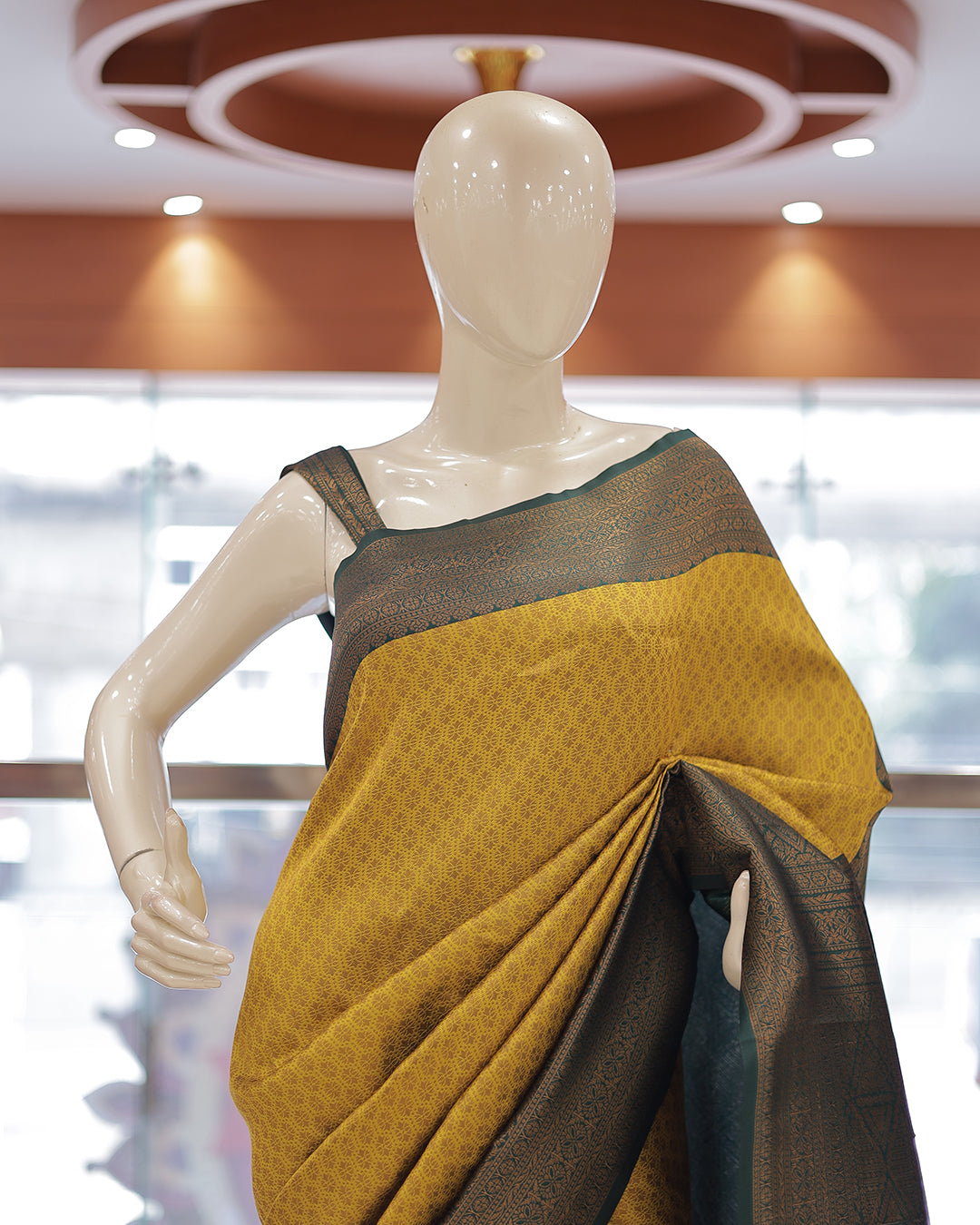Womens Brocade Silks Saree - R428