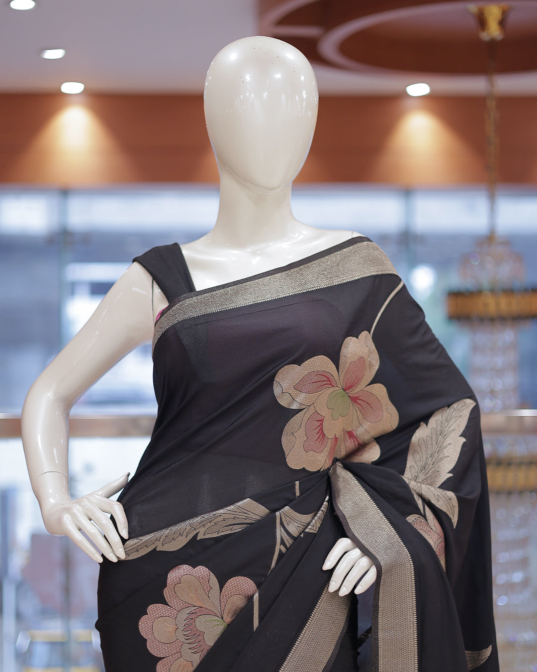 Women's Elegant Semi Silk Saree with Floral Motifs - R449