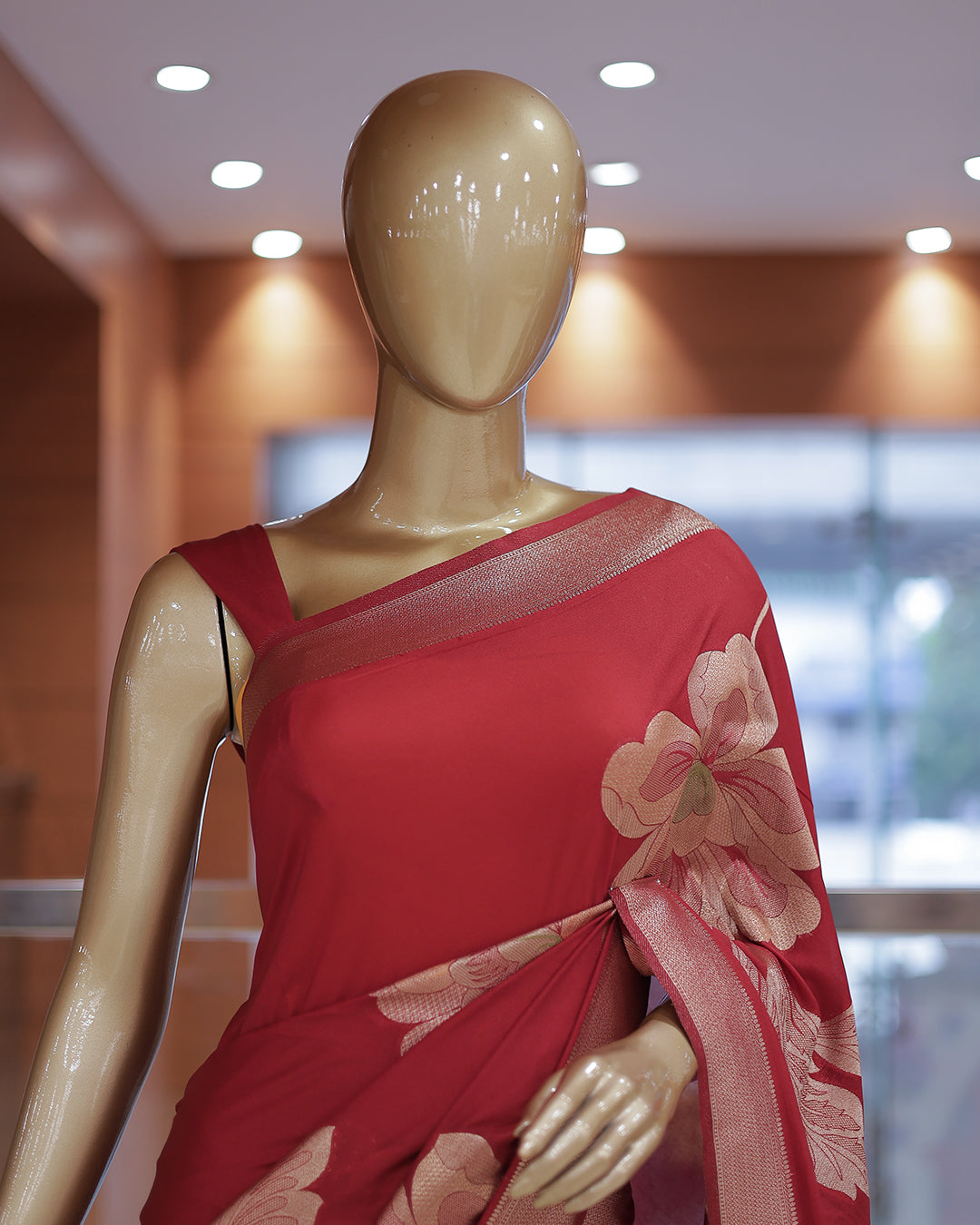 Women's Elegant Semi Silk Saree with Floral Motifs - R449