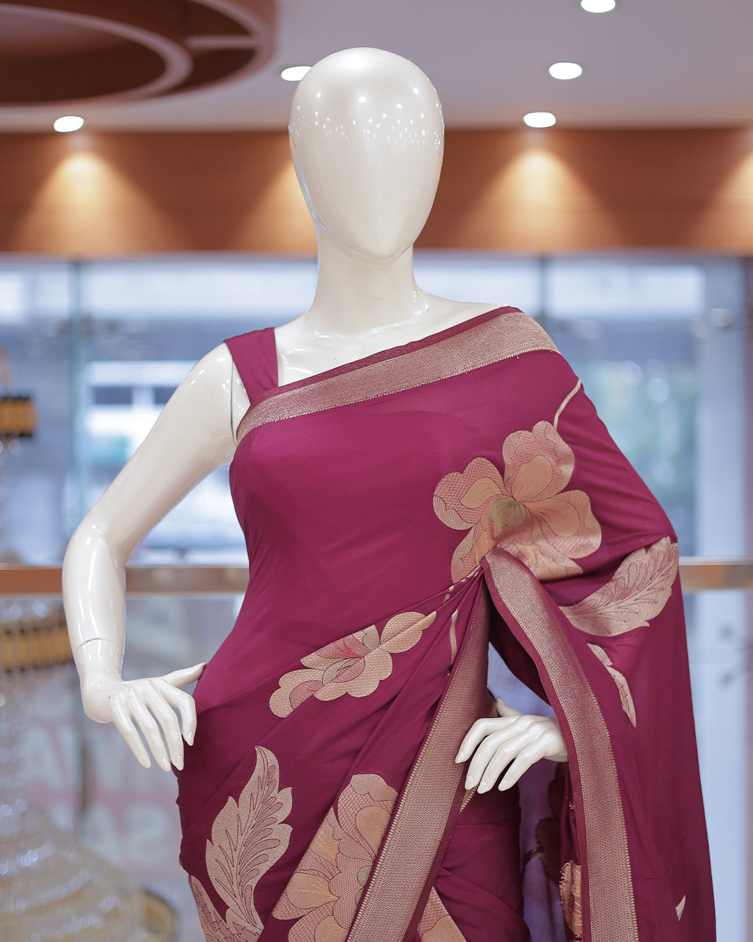 Women's Elegant Semi Silk Saree with Floral Motifs - R449