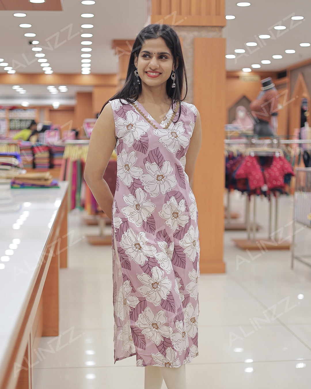 Women’s Sleeveless Floral Print Rayon Kurthi -R479
