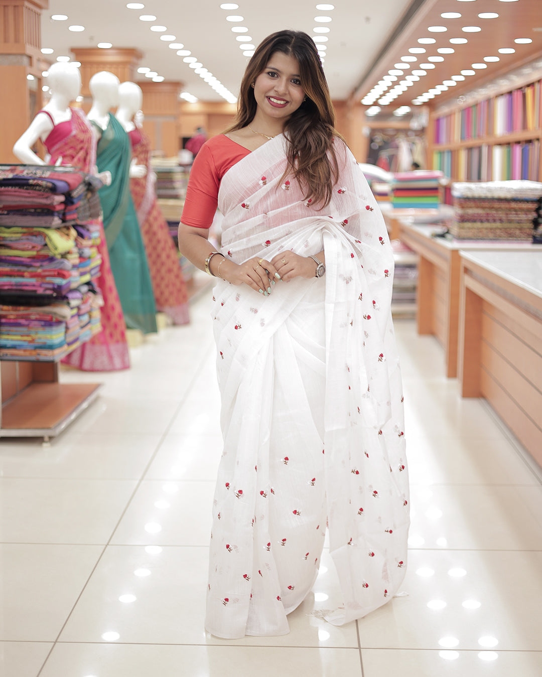 Womens Semi Jute Christmas Special Saree-R505