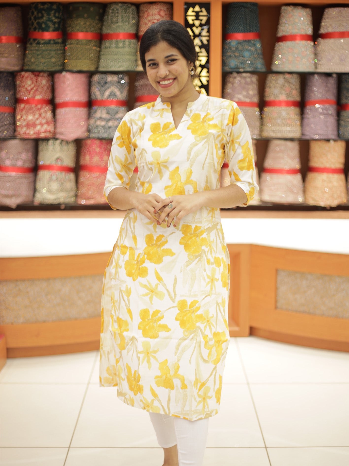 Women's FLoral Printed Slited Kurthi- 1295