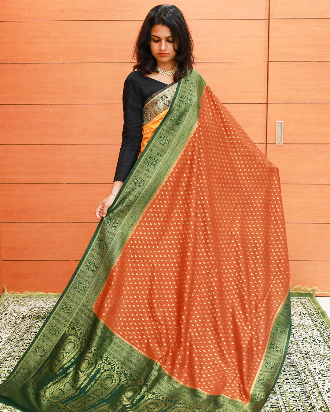 Georgette Banarasi Contrast Saree - 1220