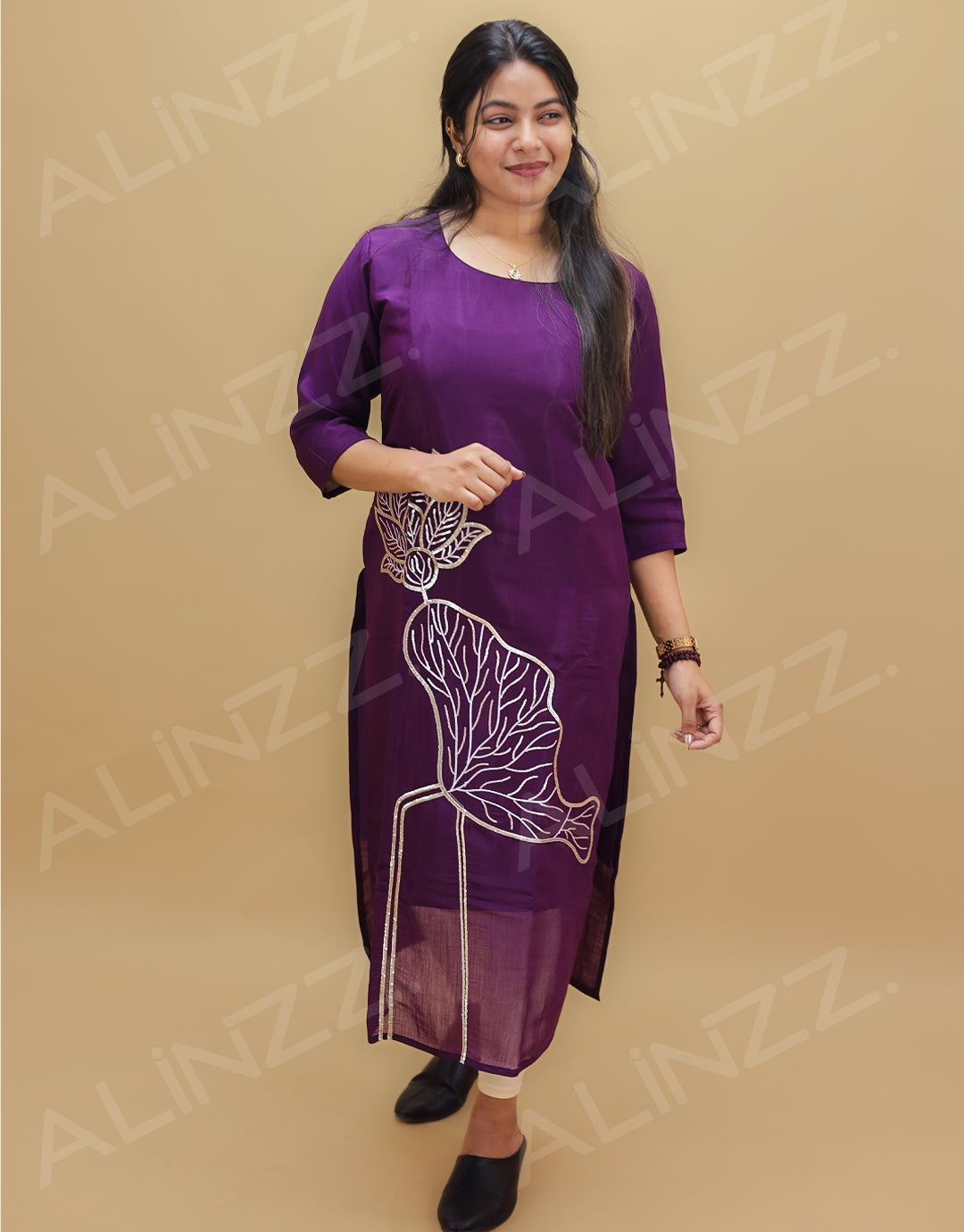 Women's Mull Chanderi Slitted Kurti with Floral Embroidery Highlight- R568