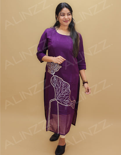 Women's Mull Chanderi Slitted Kurti with Floral Embroidery Highlight- R568