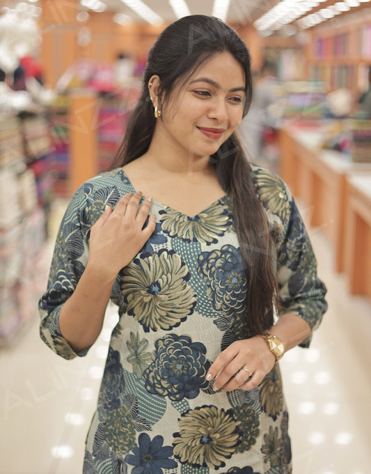 Women's  Floral Design Slitted Co-ord Set – R448