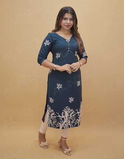 Women's Slitted Kurti with Embroidery design – R484