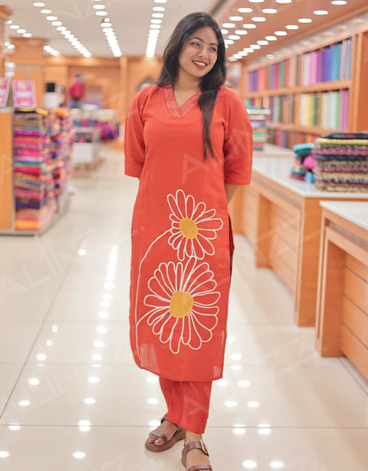 Women's Floral Embroidered Side Slit Co-ord Set – R555