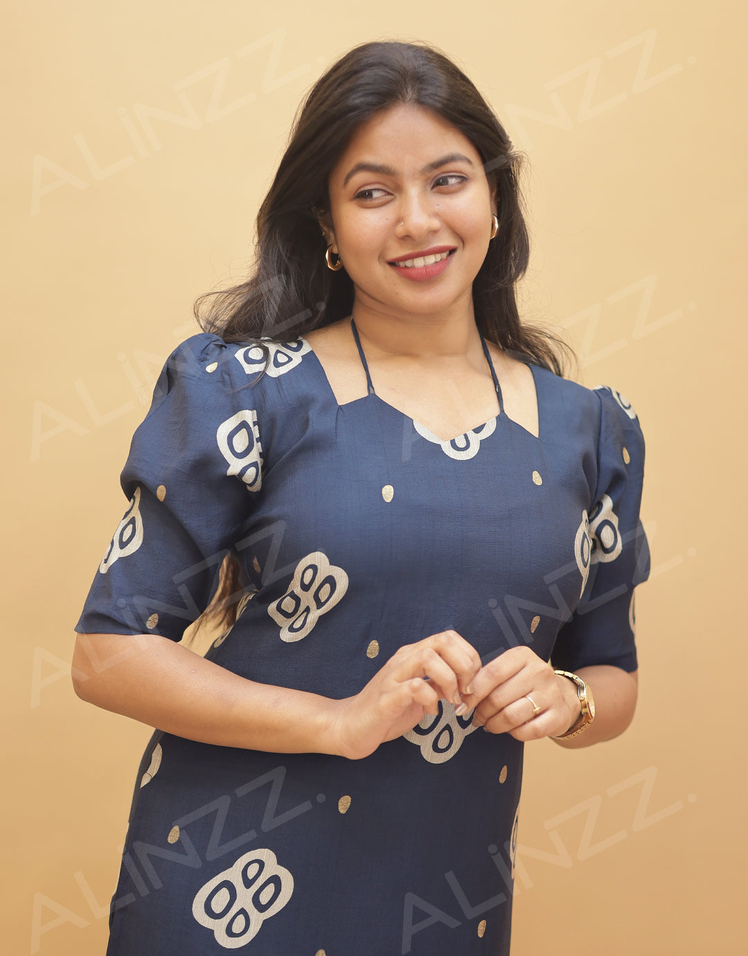 Womens Halter Neck Side Slit Top – R558