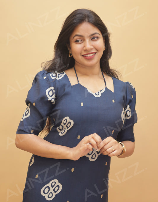 Womens Halter Neck Side Slit Top – R558