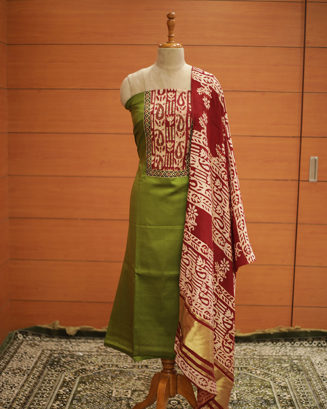 Women's Unstitched Salwar Suit  - 1305