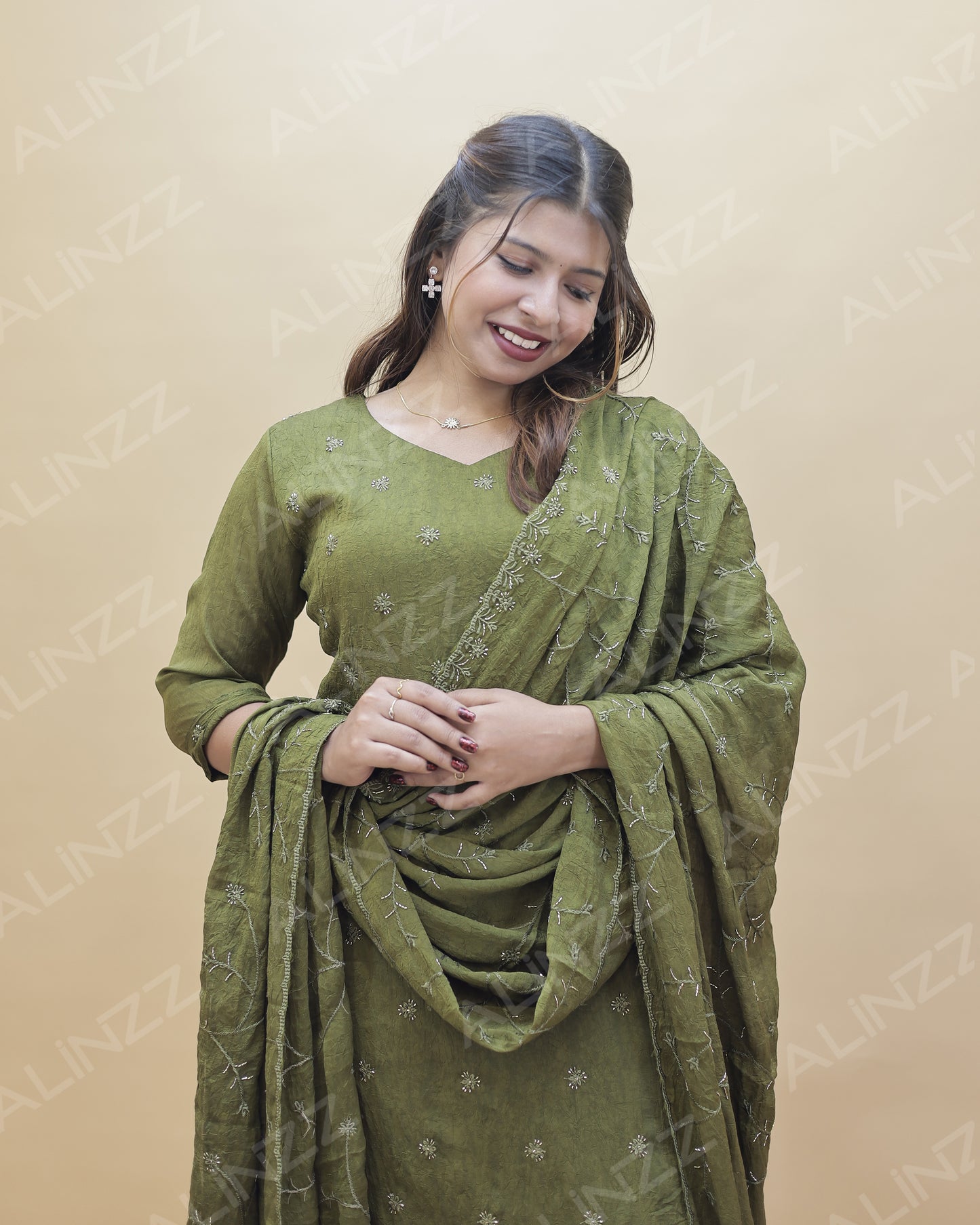 Womens Floral Embroidered Churidar Set – R572