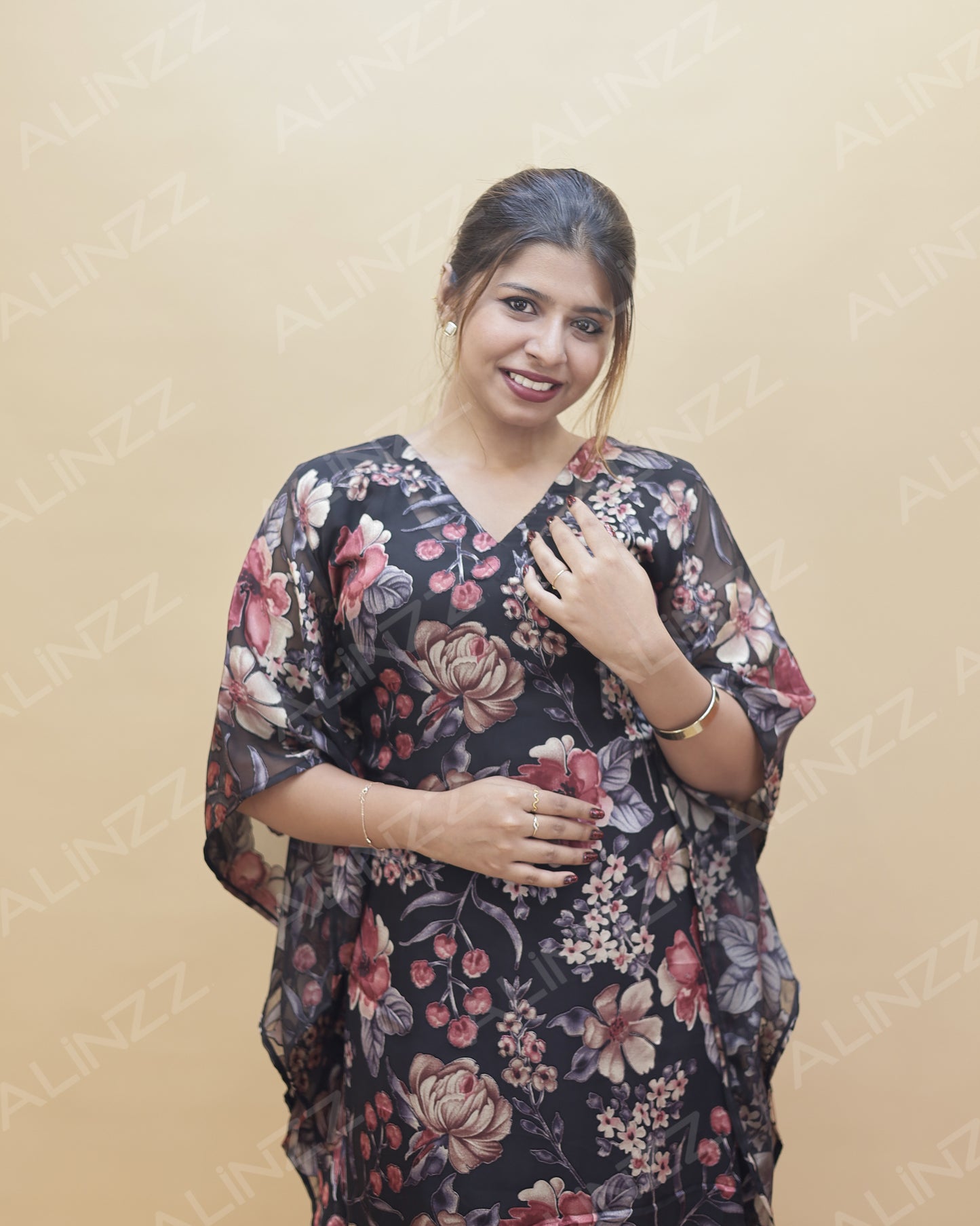 Women's Brasso Fabric Floral Design Kaftan – R554