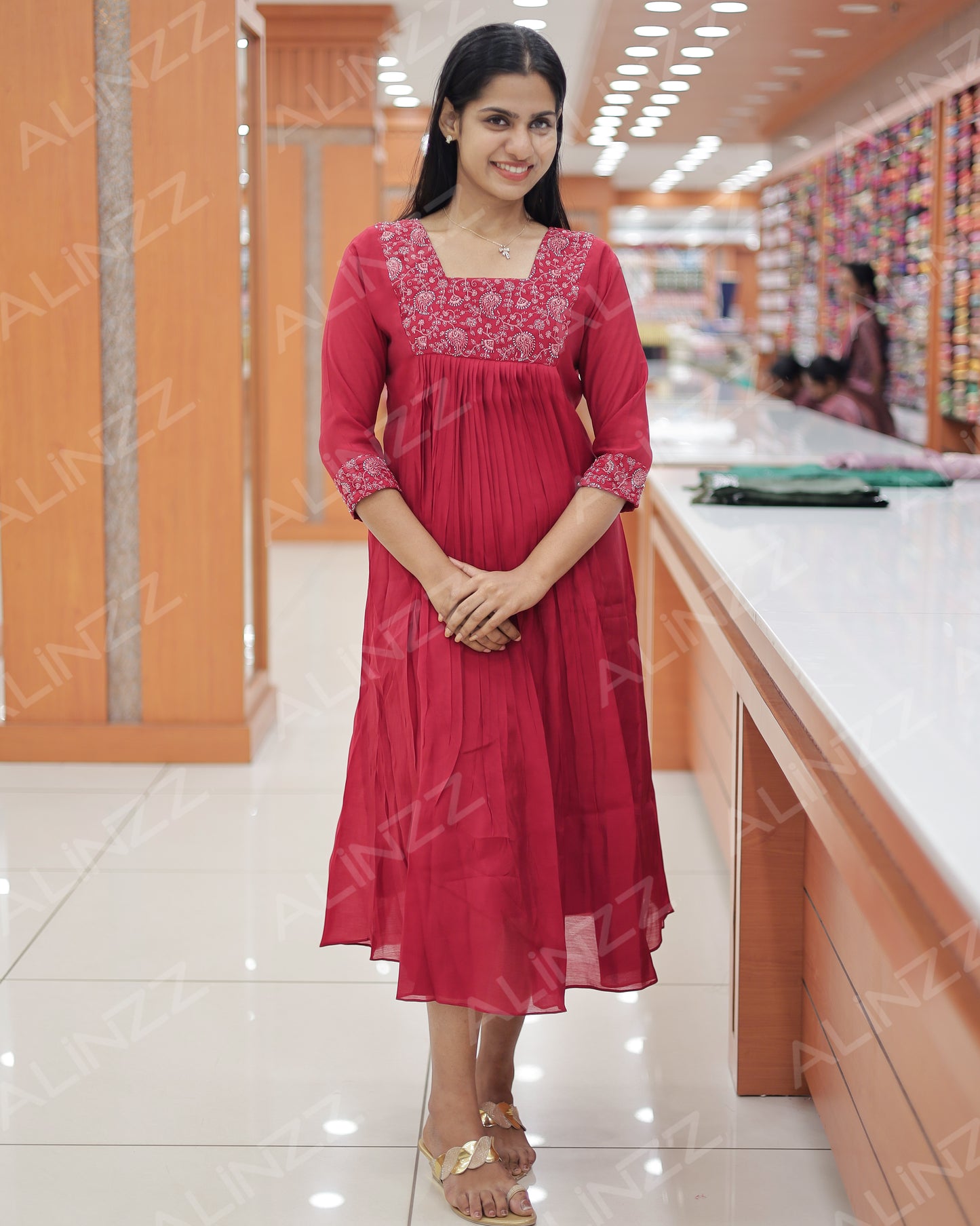 Mul Chanderi Embroidered Yoke A-Line Kurti – R594