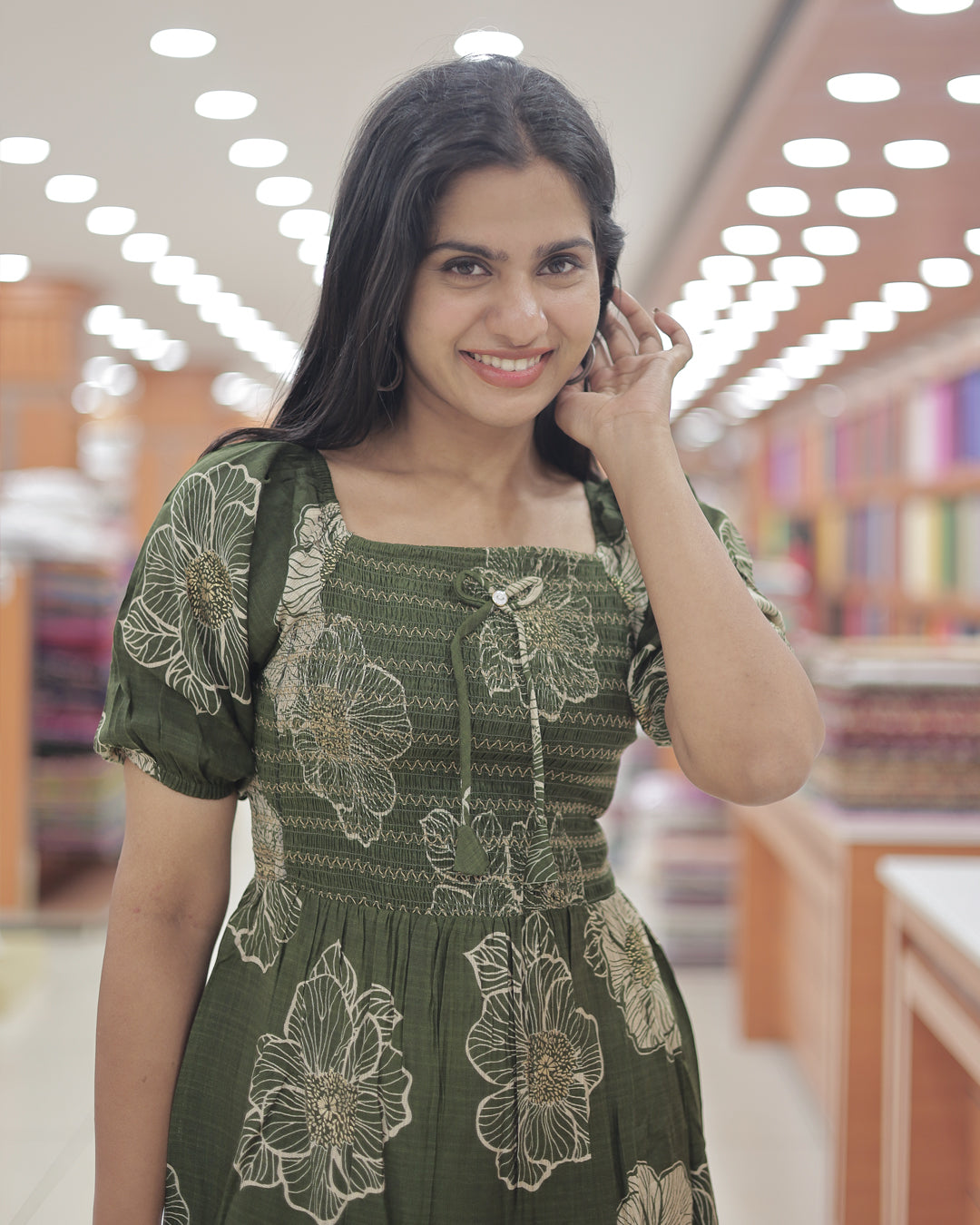 Women's  Floral Smocked Midi Dress- R525