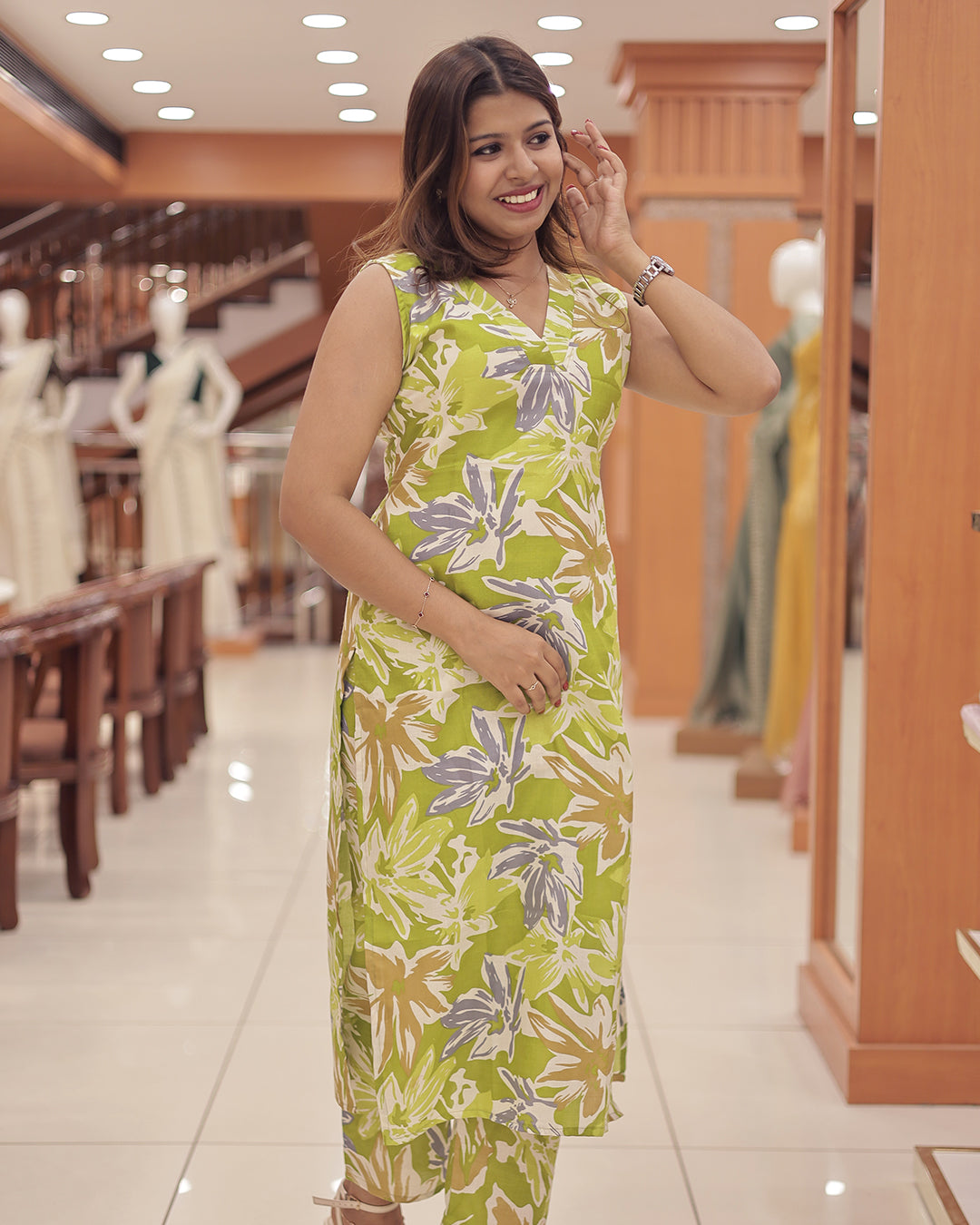 Women's  Co-Ord Set V Neck and Round Neck-G390