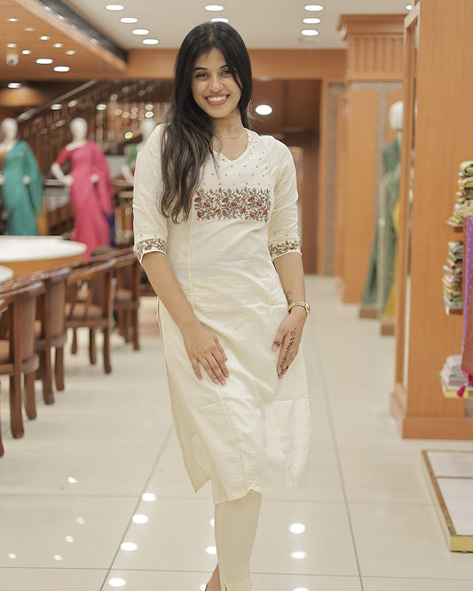 Women's Embroidery Kurthi -G370
