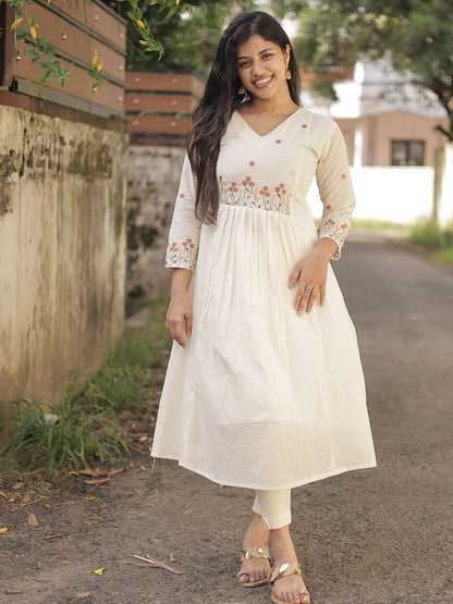 Women's Special Onam 2025 Kurthi - G327