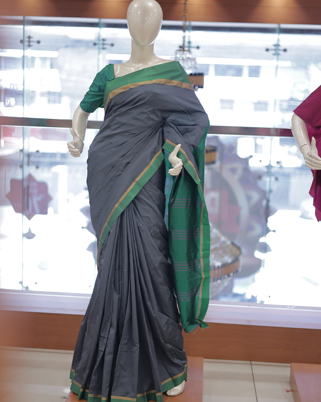 Diwali Special Arani Silk Plain Saree with Contrast Blouse Blouse -D26