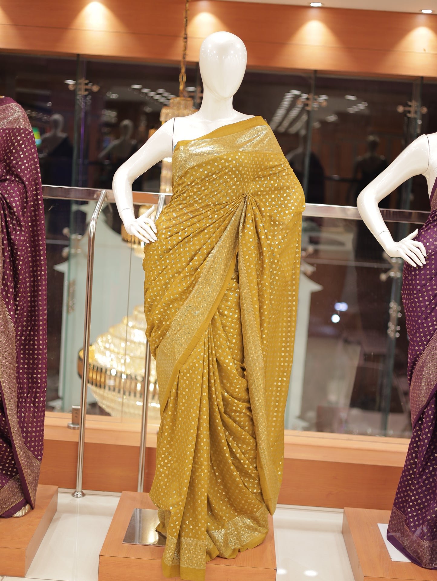 Vichitra Silk Saree with Brocade Border & Butta Design – R588