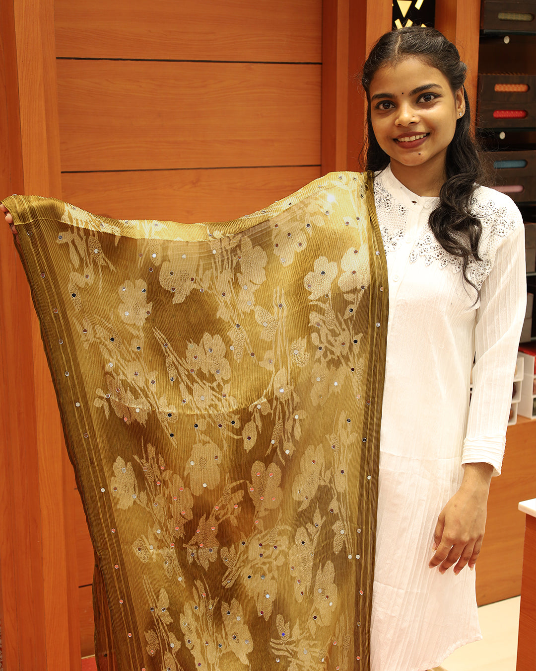 Women's Printed Dupatta with Mirrors