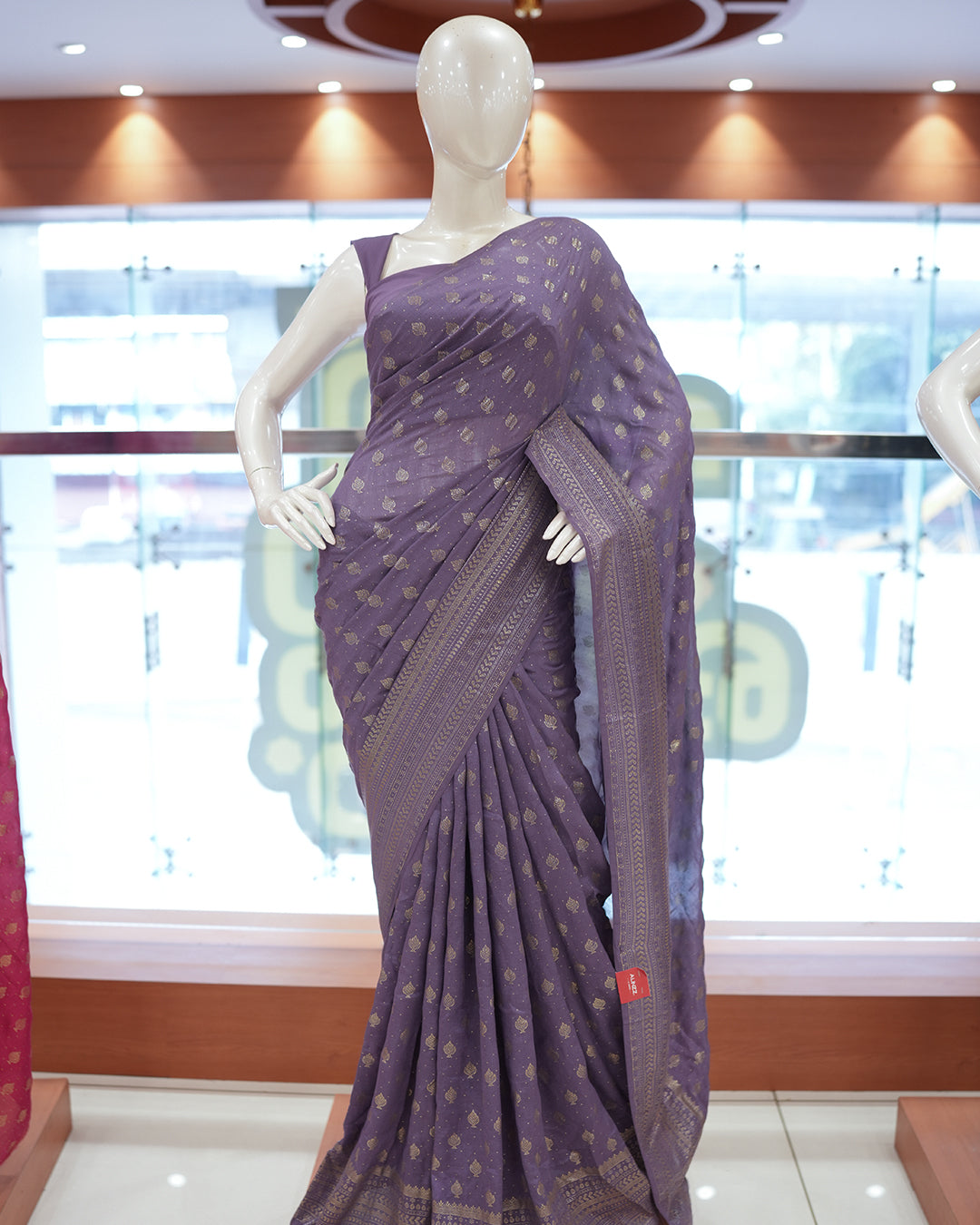 Vichithra Silk Saree- R228