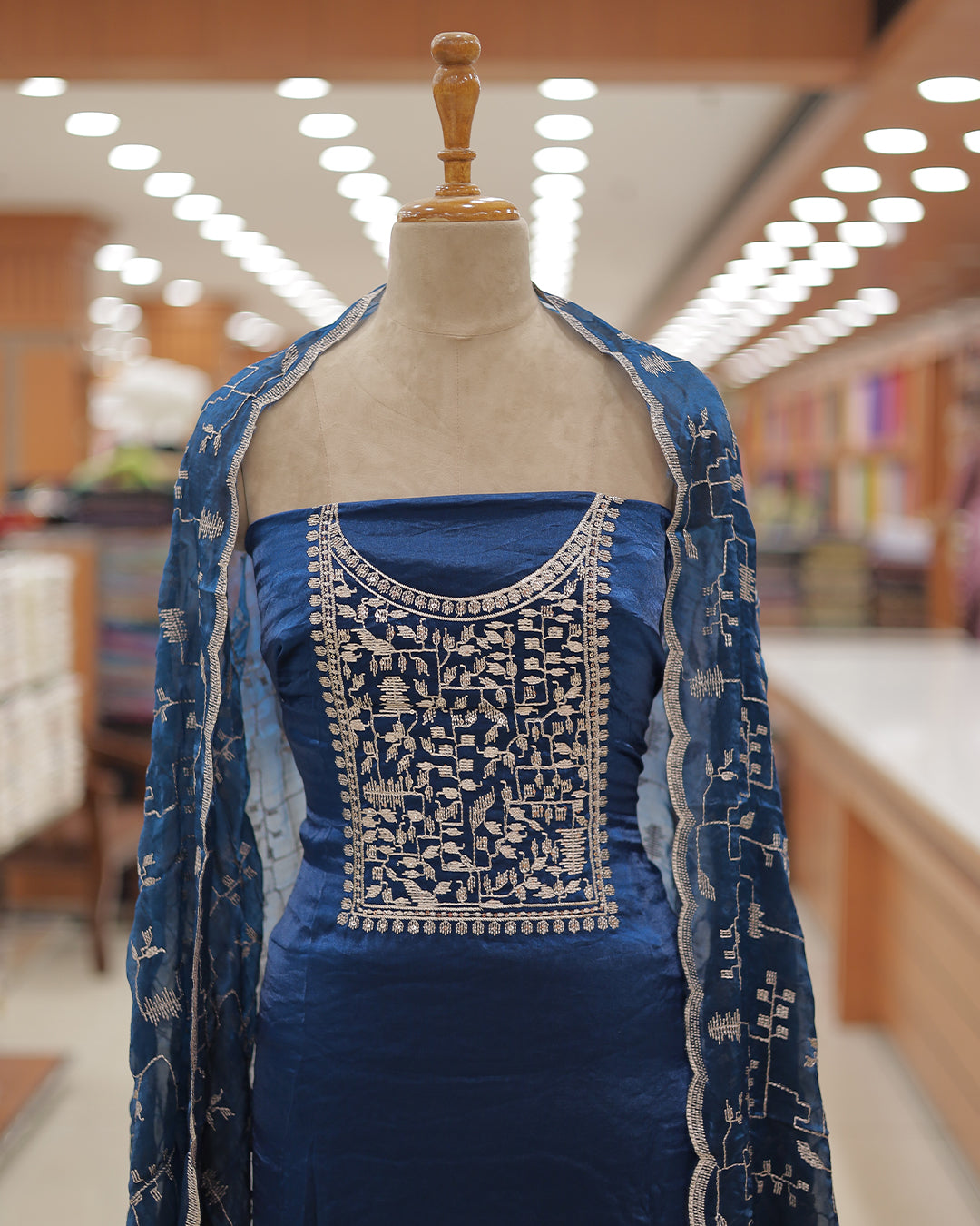 Women's Unstitched Salwar Suit with Batik Printed Dupatta  - Code: R410