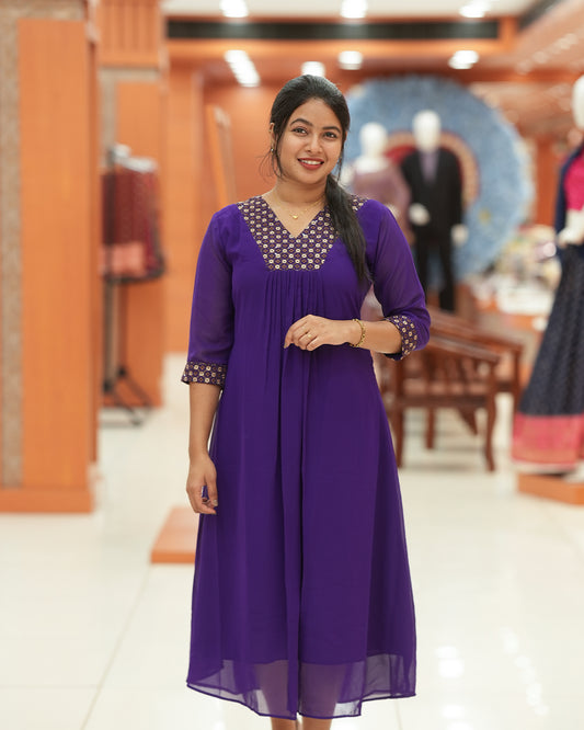Women's Georgette A-line Kurti - R257